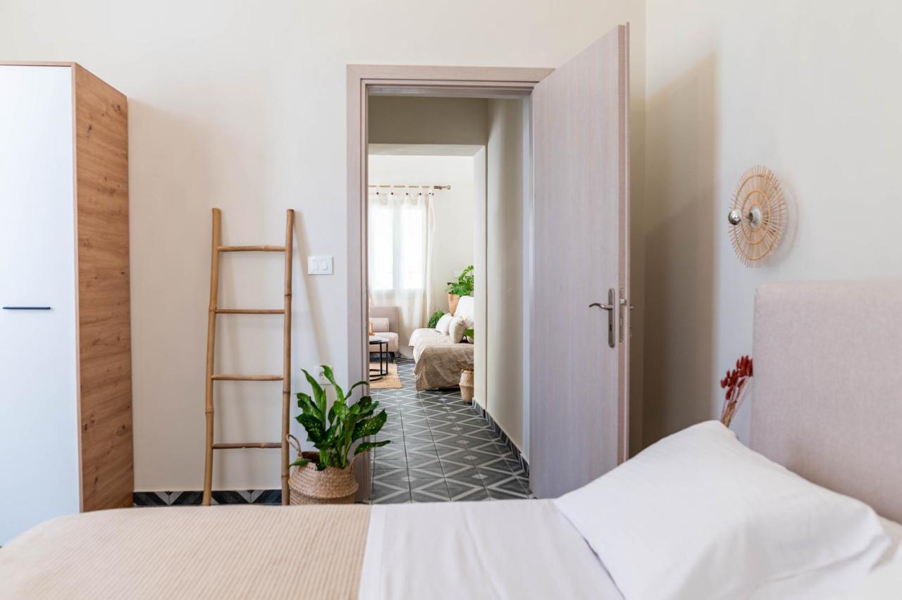 Kosnian City Suites B Bagian luar foto