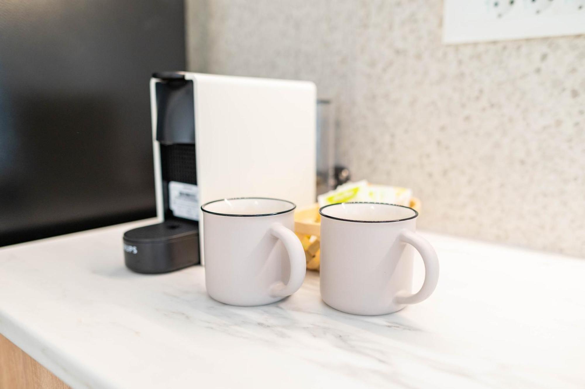 Kosnian City Suites B Bagian luar foto
